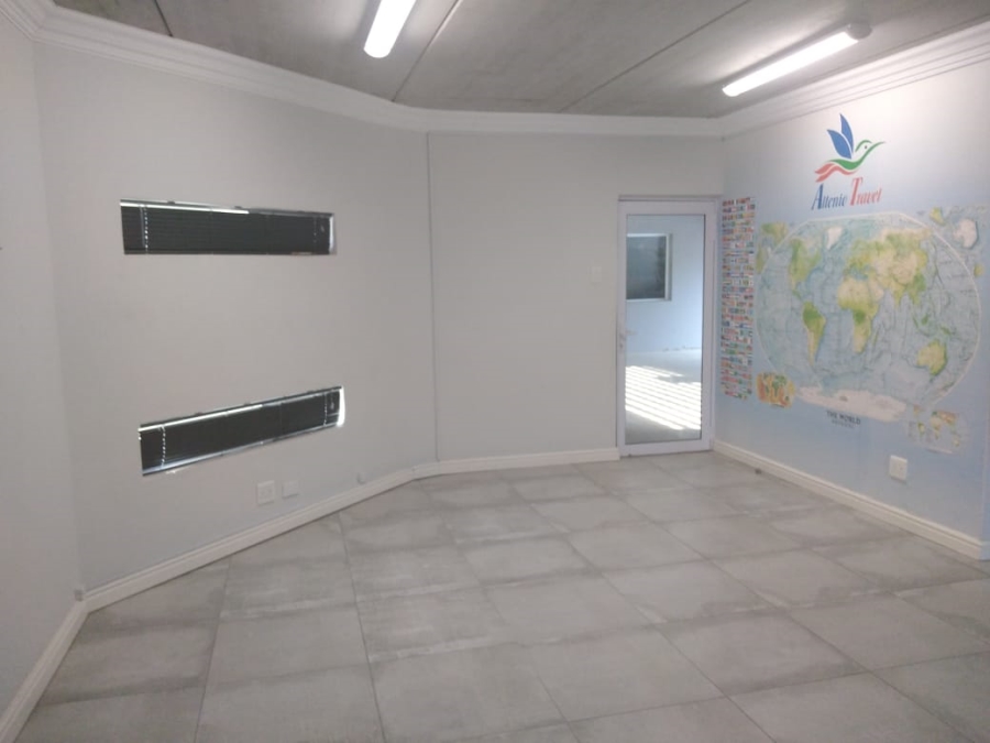 To Let Commercial Property for Rent in Cambridge Eastern Cape